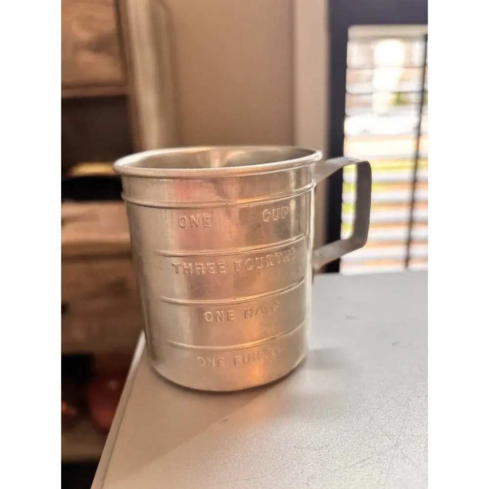 Vintage ALUMINUM Measuring ONE Cup w/ Handle & Spout #3